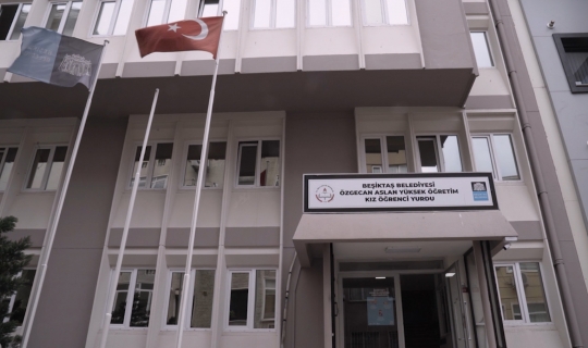 Sağlık çalışanları yurtlara yerleştirildi