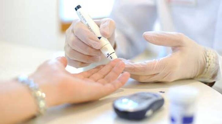 Diyabet hastaları koronavirüse dikkat: Şeker komasına yol açabilir