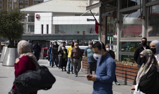 Toplumda AVM ‘güvenli sosyal alan’ olarak görülüyor